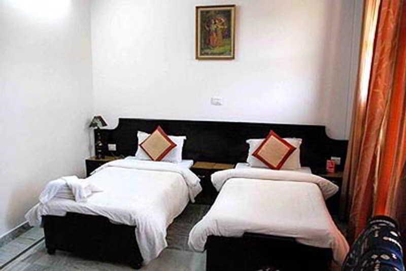 Hotel The Great Ganga Rishīkesh Exteriör bild
